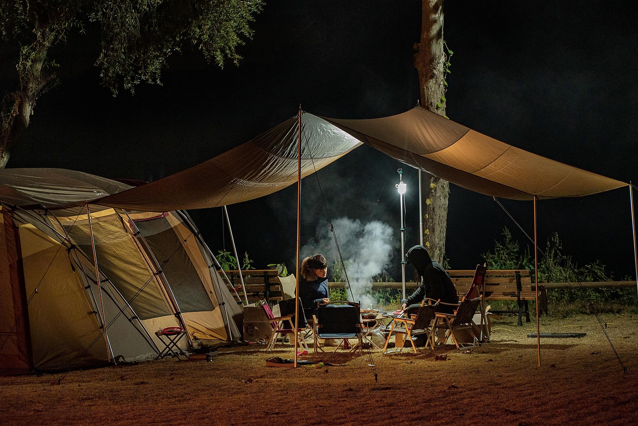 10 Dinge, die du beim Campen wirklich brauchst – und 3, die du garantiert vergisst 10 Dinge, die du beim Campen wirklich brauchst – und 3, die du garantiert vergisst